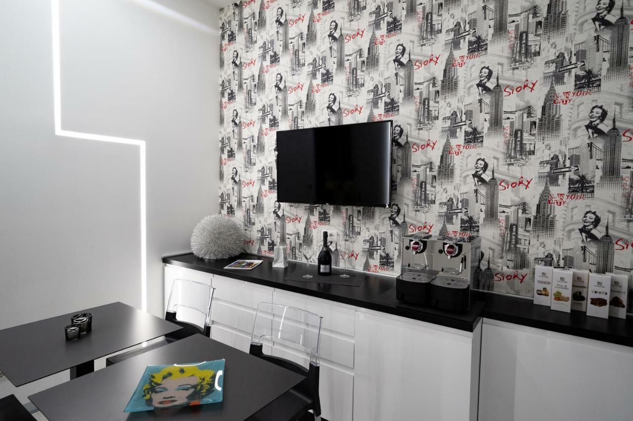White Rooms Ρέτζιο ντι Καλάμπρια Εξωτερικό φωτογραφία